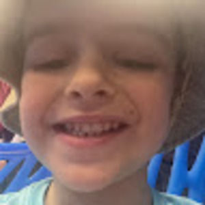 Meet your Posher, Stephany